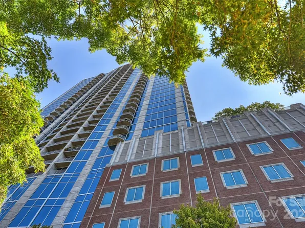 210 N Church St Unit 1707, Charlotte, NC 28202