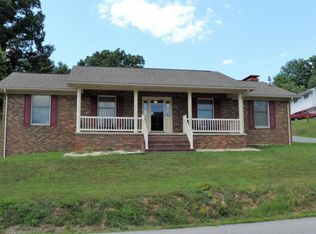 399 Jennings St, Weber City, VA 24290