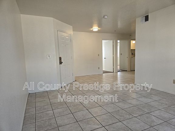 3rd image of 16033 N 25th St Building 1-102