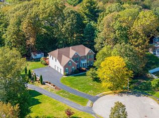 7 Thoreau Cir, Shrewsbury, MA 01545