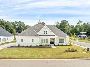 1549 Hidden Lakes Dr, Opelika, AL 36801