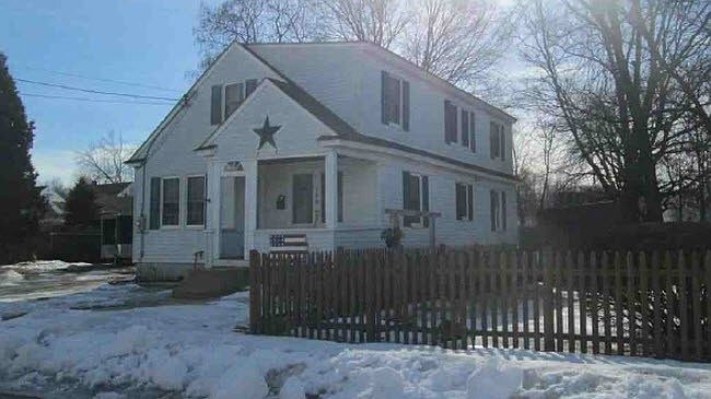 2nd image of 159 Manning St
