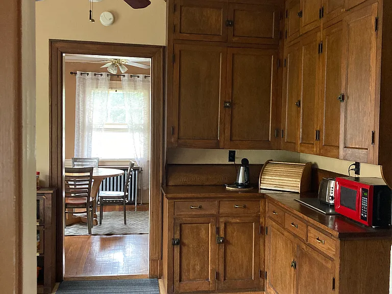 35 Indiana Ave — Photo 11