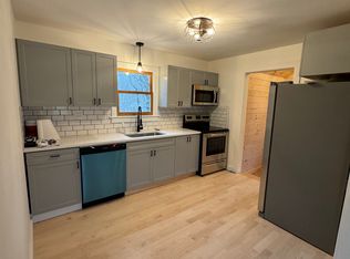 109 W High St #1, East Hampton, CT 06424