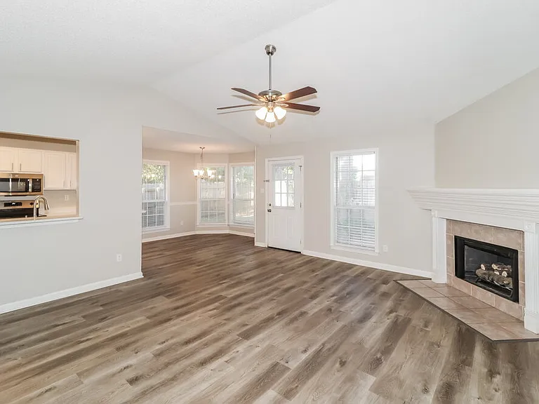 3920 Pecan Trace Cv — Photo 4