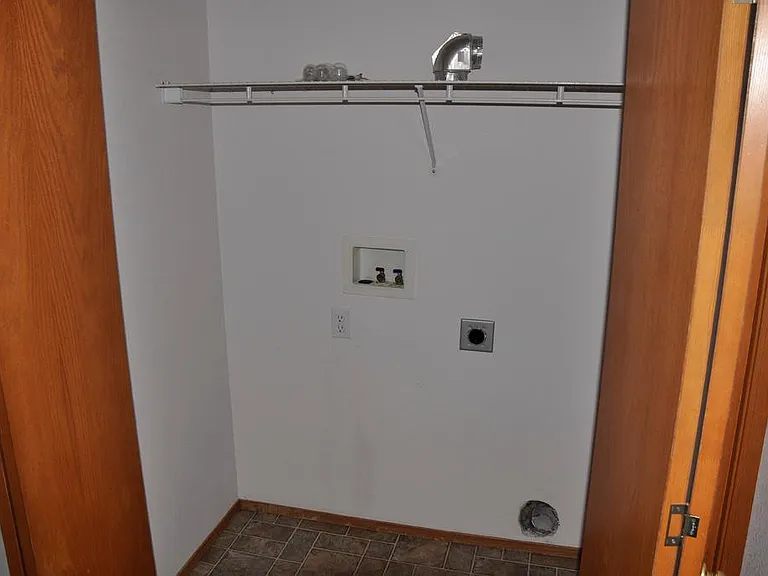 1231 Springbrook Rd — Photo 4