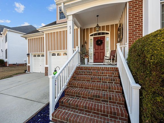 3rd image of 6312 Ridgemount St