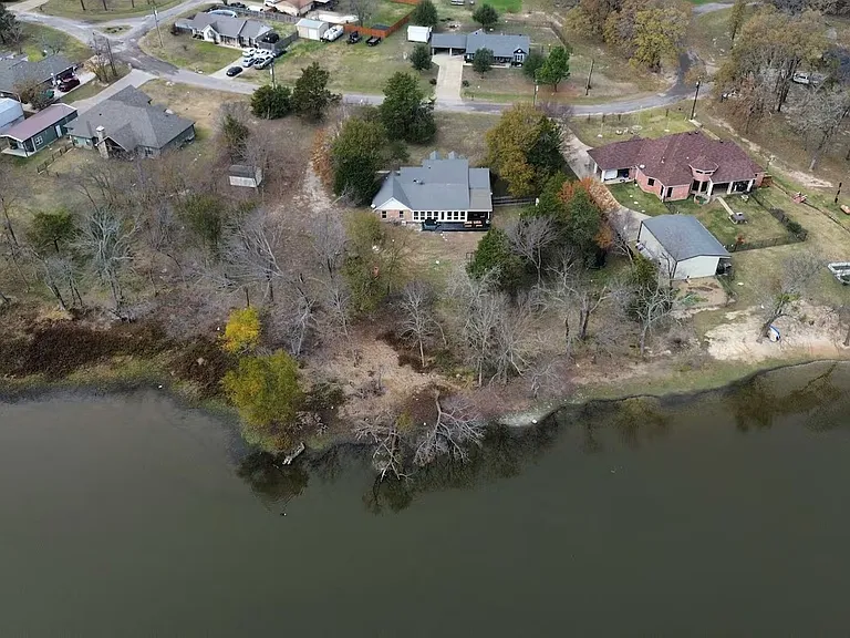 478 Westshore Dr — Photo 41