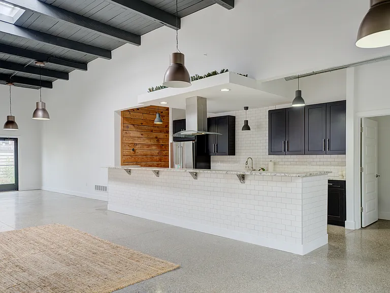 1300 Batavia Ave #2 — Photo 11
