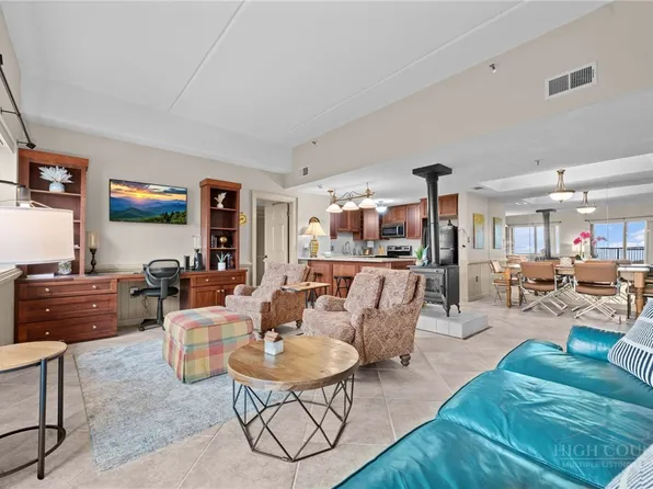 303 Sugar Top Drive #2122, Sugar Mountain, NC 28604