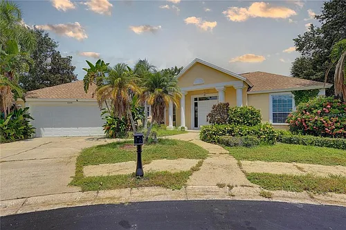 2208 Hampstead Ct Photo 1