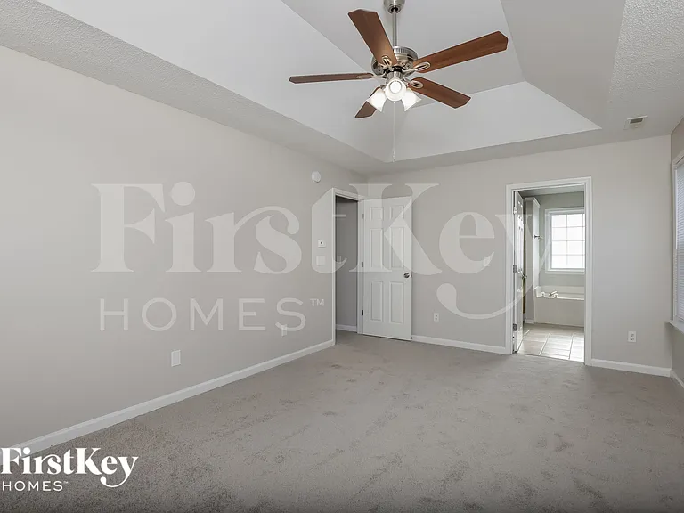 709 Southshore Pkwy — Photo 10