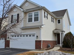 1557 Isle Royal Cir, Crystal Lake, IL 60014