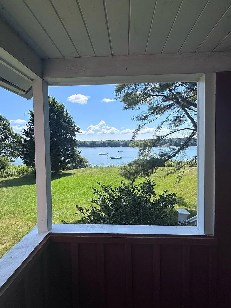 2br Waterfront Oasis Retreat Webb Field Rd — Photo 1
