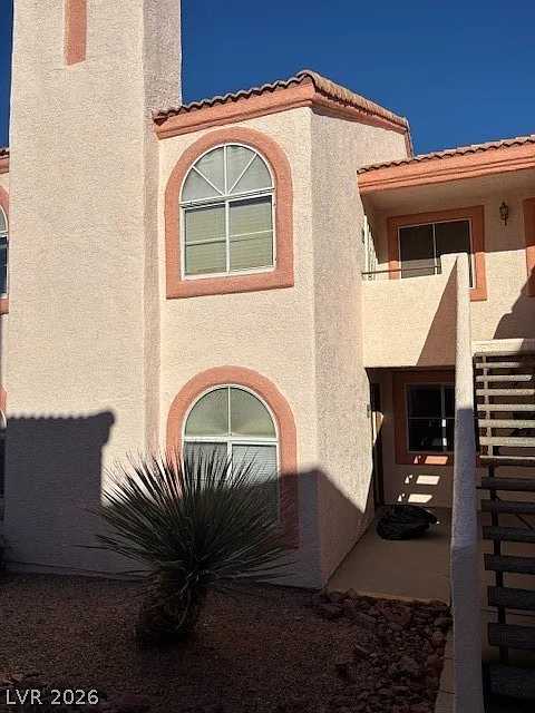 2 bed, 2.0 bath, 1023 sqft, $1,450 — Photo 2