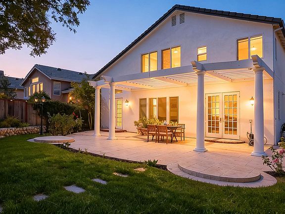 4th image of 35578 Rockland Ct