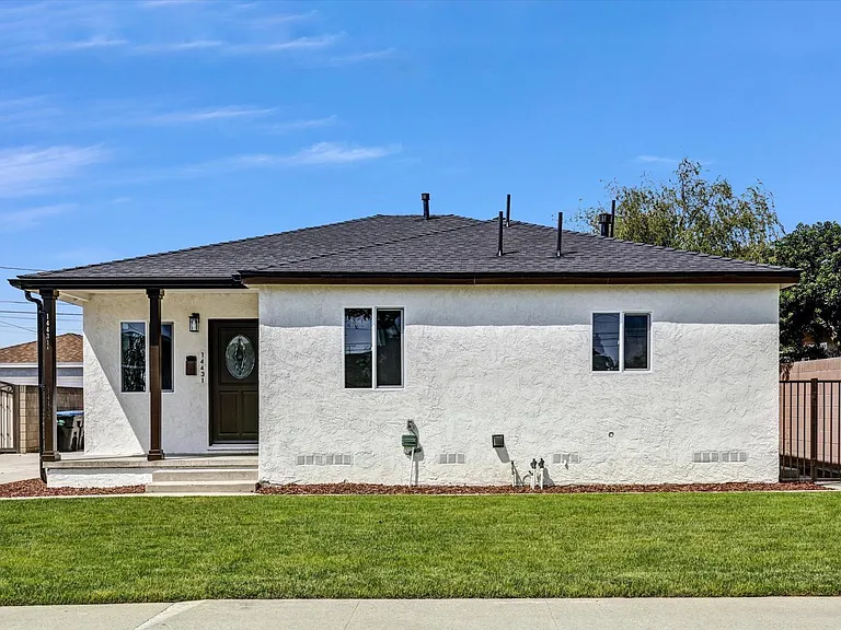14431 Harvest Ave — Photo 2