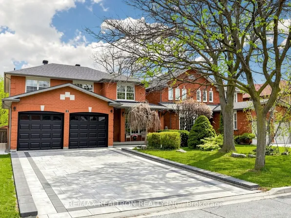 8 Loyal Blue Cres, Richmond Hill, ON L4S 1A2
