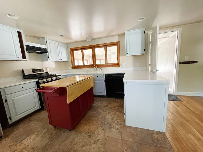 45 Pike St #1 — Photo 3