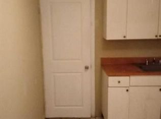 900 Avenue H APT 1, Riviera Beach, FL 33404