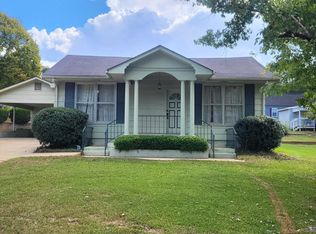 302 Denson St, Valley, AL 36854