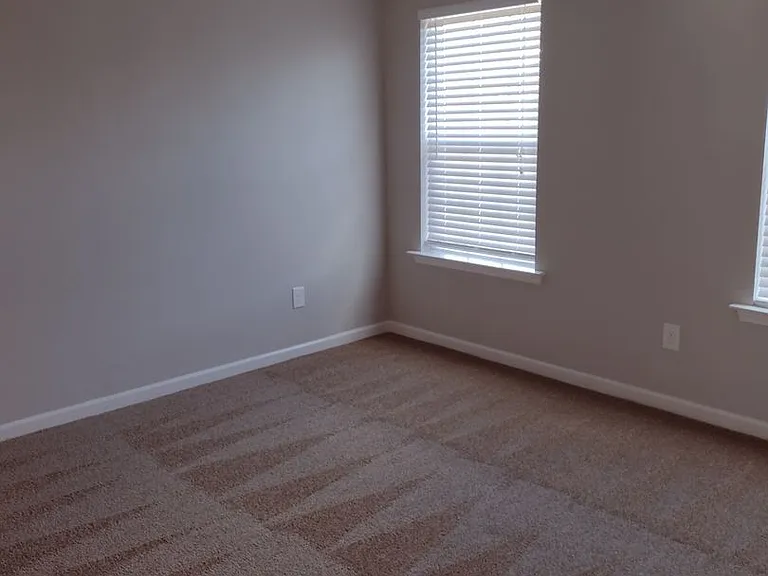 3028 Barretts Ridge Dr — Photo 4