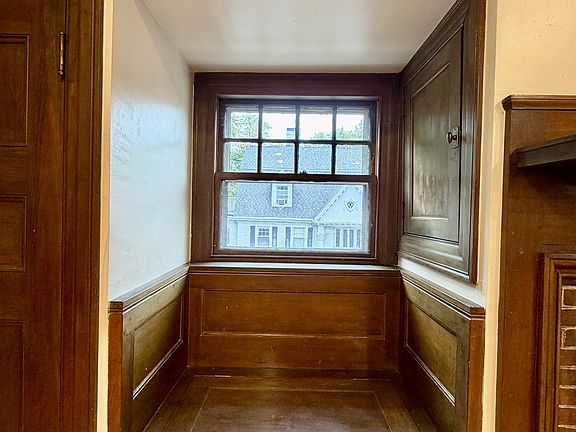 4th image of 16 Alpine St #2A