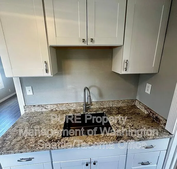 602 5th Ave NW #A — Photo 10