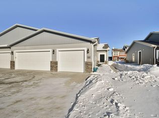 522 34th Way E, West Fargo, ND 58078