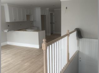 29 Arlington St FLOOR 1, Hyde Park, MA 02136