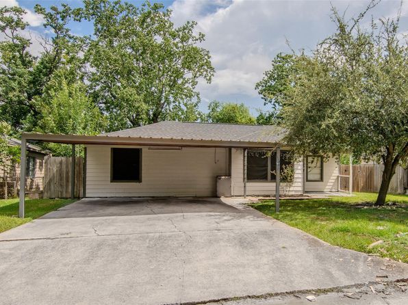 1307 Pecan Dr
