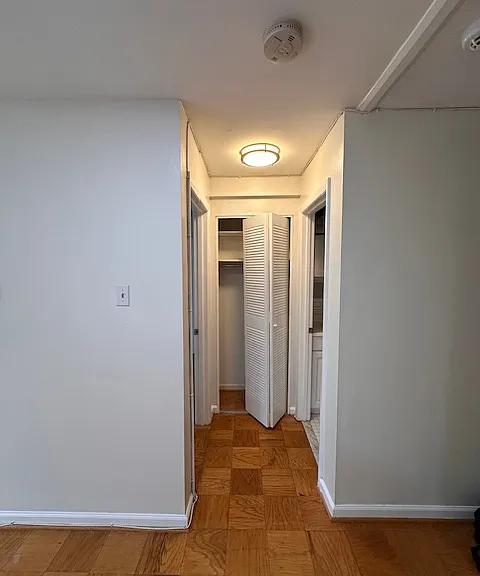 4555 Macarthur Blvd NW — Photo 6