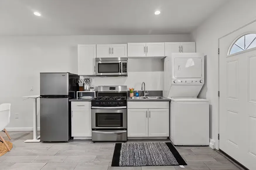 5316 Teesdale Ave — Photo 4