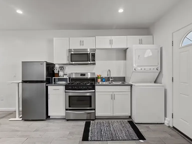 5316 Teesdale Ave — Photo 4