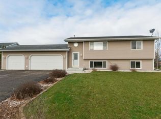 304 Heights Rd NW, Saint Michael, MN 55376