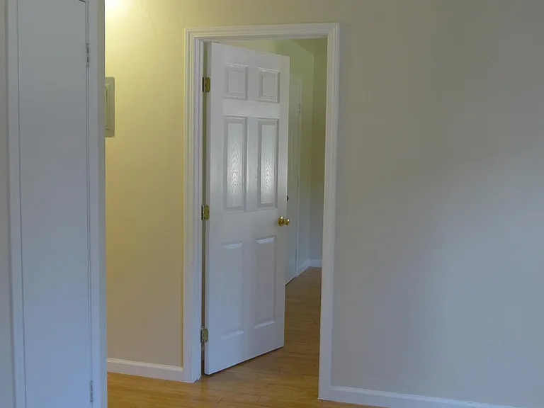 740 Concord Ave #1 — Photo 8