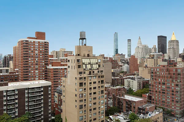 Rented by Douglas Elliman | media 14