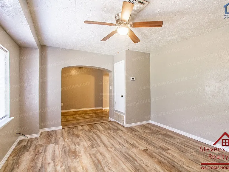 1303 NW Taylor Ave — Photo 25