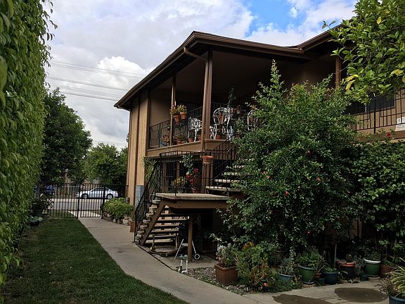 2nd image of 17620 Burbank Blvd