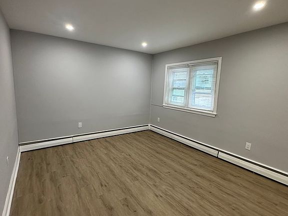 5th image of 1604 Macdade Blvd