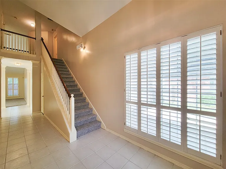 4106 Creek Ridge Ln — Photo 6