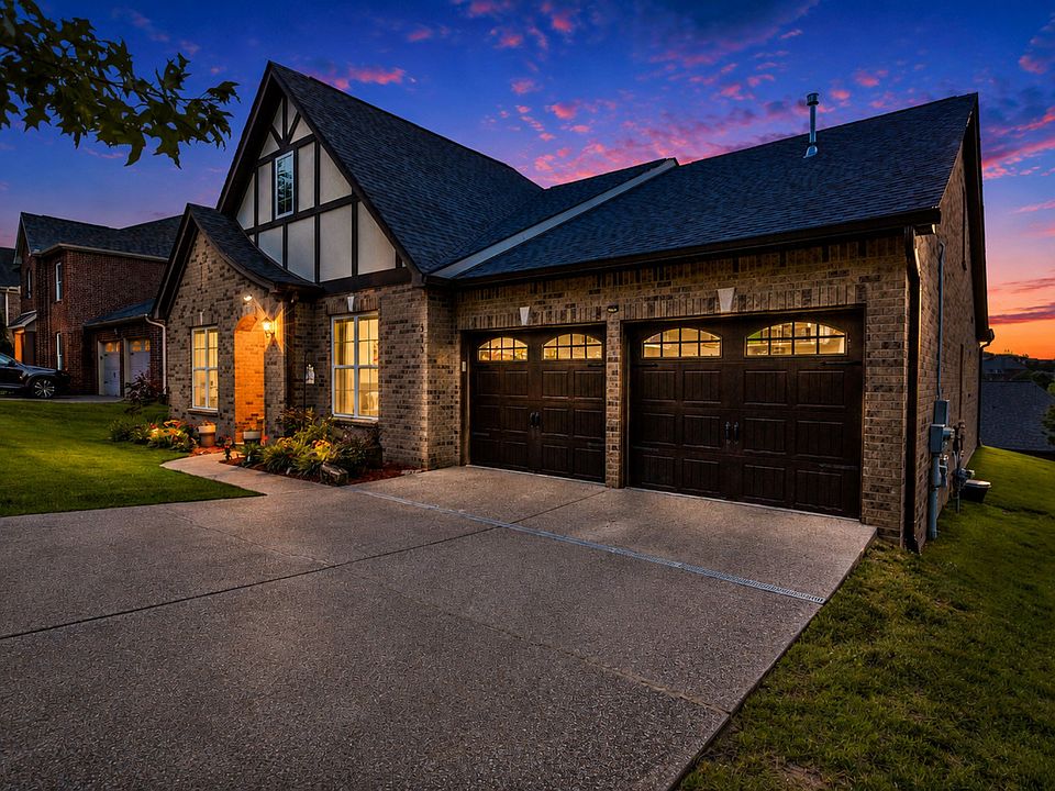 1st image of 375 Irvine Ln