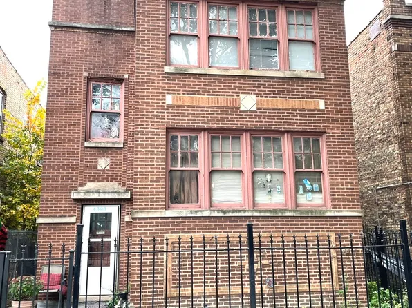 4323 W Potomac Ave, Chicago, IL 60651