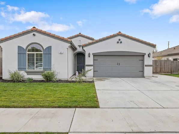 1821 E Arlen Avenue, Visalia, CA 93292