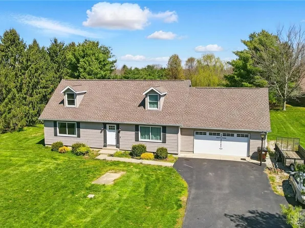 2359 Hale Rd, Wilmington, OH 45177