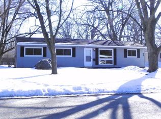 65 Sierra Rd, Montgomery, IL 60538