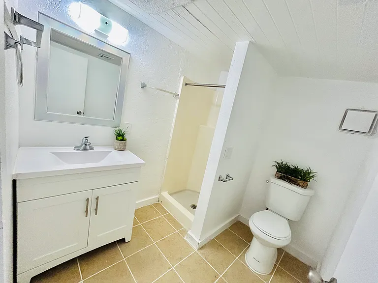481 N Colorado St — Photo 13