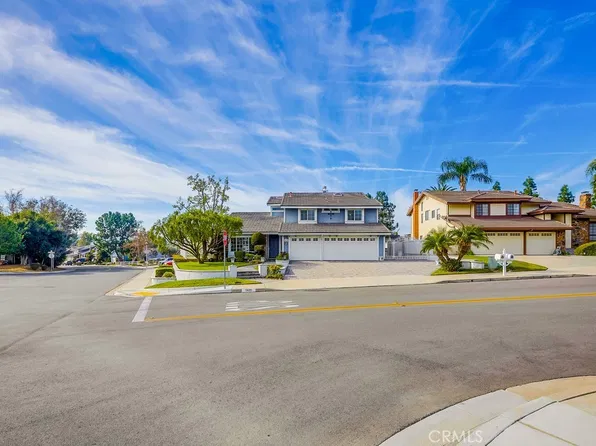 5695 Via Mariposa, Yorba Linda, CA 92887