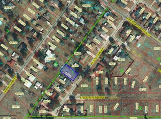 6351 Plaza St, Groves, TX 77619