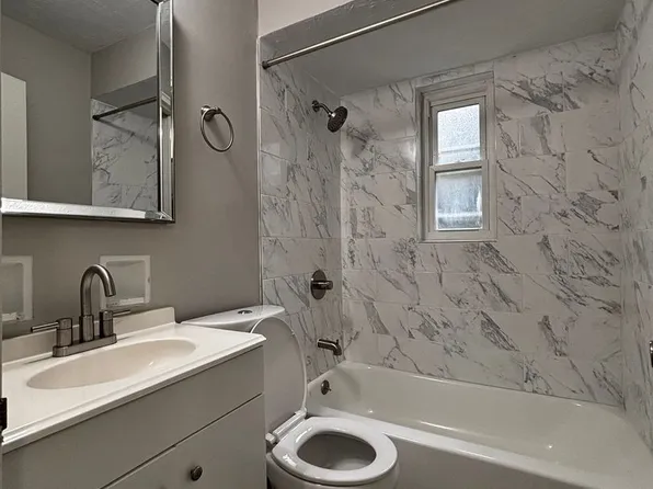 516 East Drive, 516 East Dr APT 2, Kettering, OH 45419